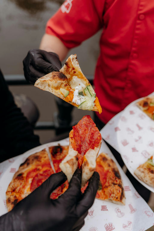 Holy Moly Pizza